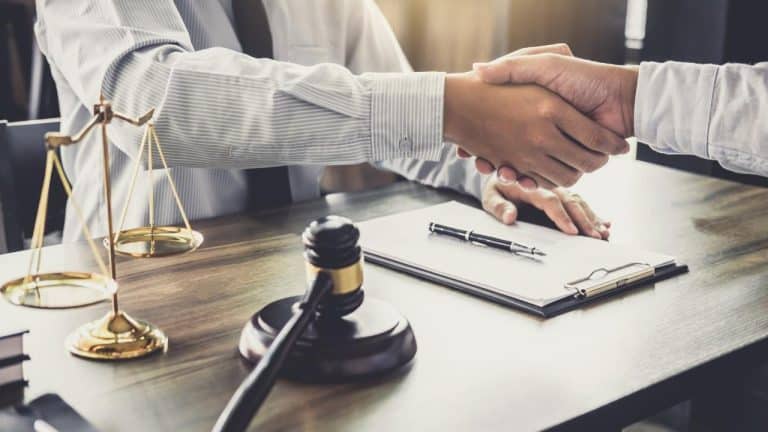 כיצד ניתן למצוא עורך דין גירושין טוב?